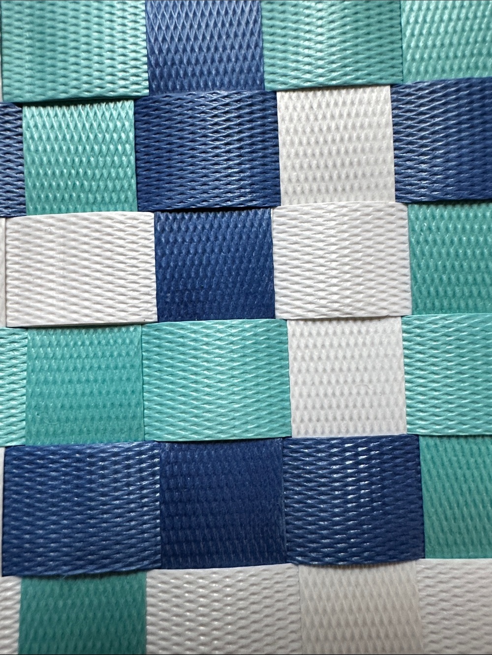 HANDWOVEN BEACH/TOTE BAG in Navy, Teal & White Vinyl Durable Unique 18x12 EUC - Picture 4 of 9